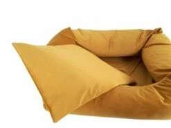 Woefwoef Madison Friends Hondenmand Velvet Geel -SWEET PETS Winkel woefwoef madison friends hondenmand velvet geel 2