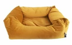 Voorkant 38 Woefwoef Madison Friends Hondenmand Velvet Geel